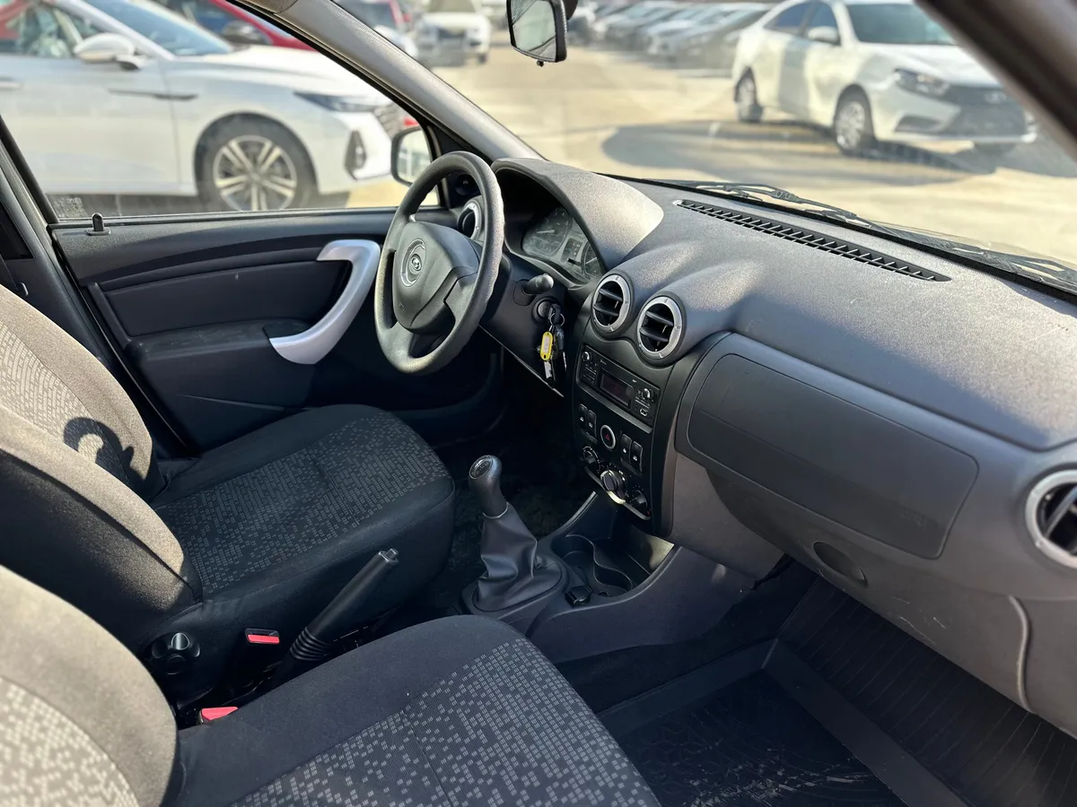 ВАЗ (Lada) Largus 1.6 MT 16 кл (7 мест) (106 л.с.)