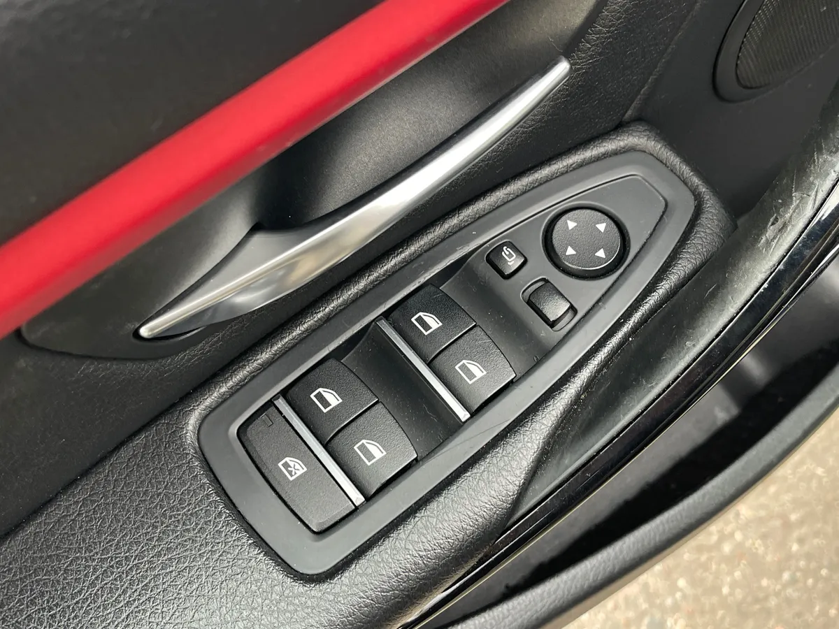 BMW 3 серии 2.0 AT 4WD (190 л.с.)