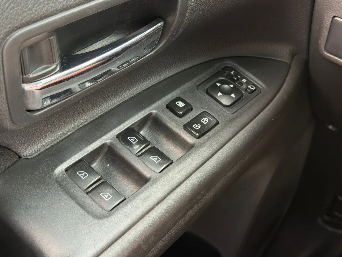 Mitsubishi Outlander 2.0 CVT AWD (146 л.с.), 2021 — фото 9