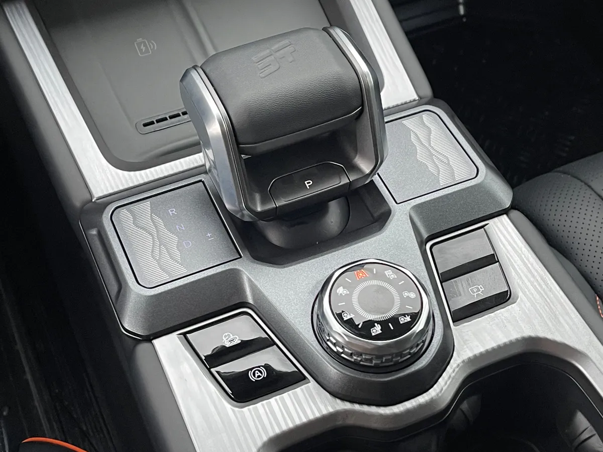 Jetour T1 2.0 AT (245л.с.)