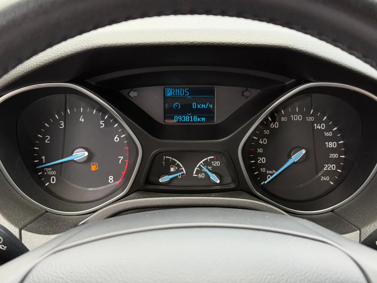 Ford Focus 1.6 Ti-VCT PowerShift (105 л.с.), 2018 — фото 7