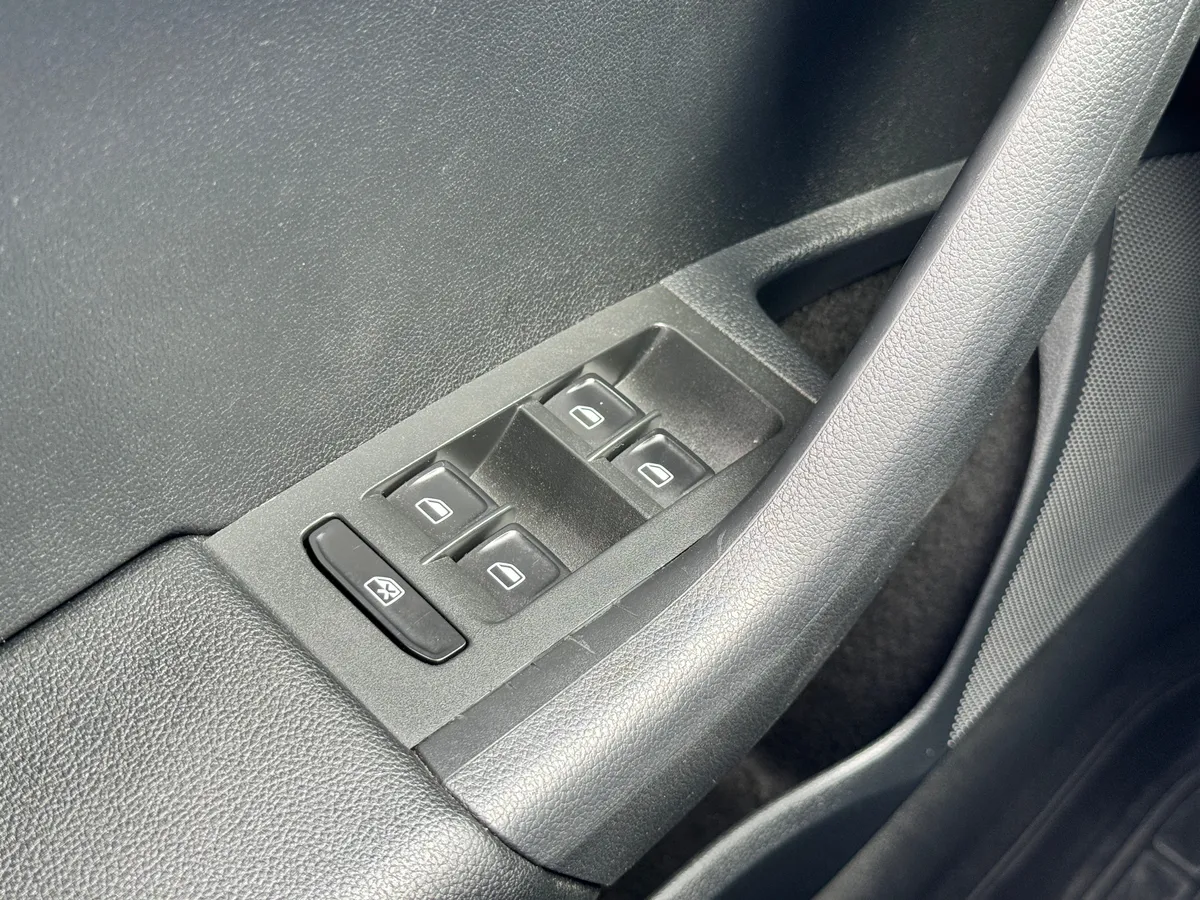 Skoda Octavia 1.6 AT (110 л.с.)