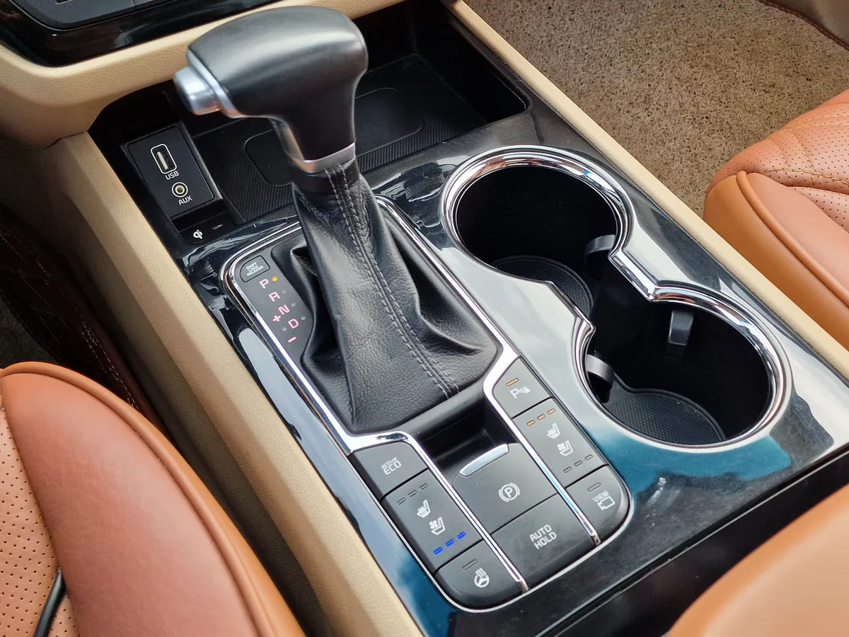 Kia Carnival 2.2 AT (202 л.с.)