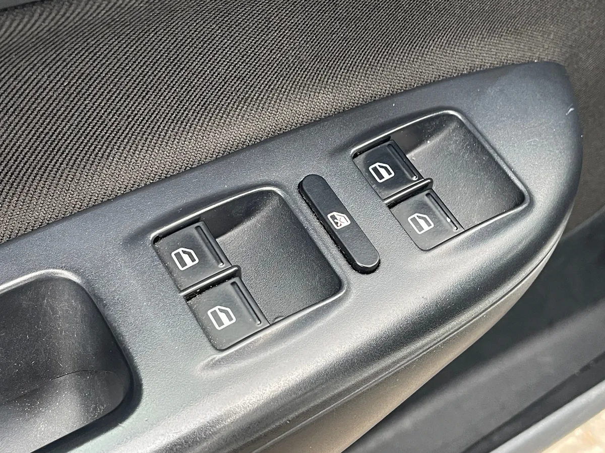 Skoda Octavia 1.6 MT (102 л.с.)