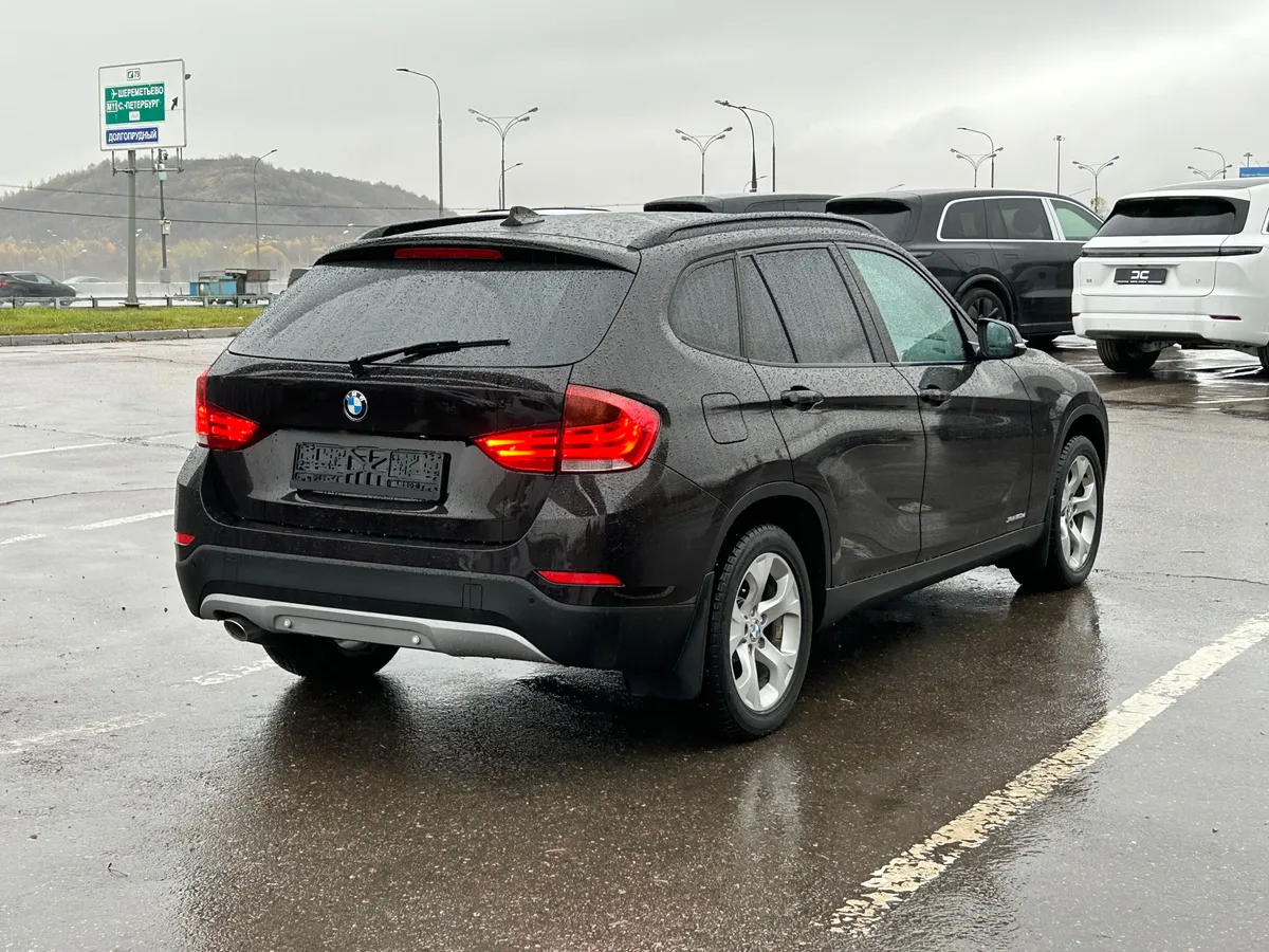 BMW X1 sDrive20d AT (184 л.с.)