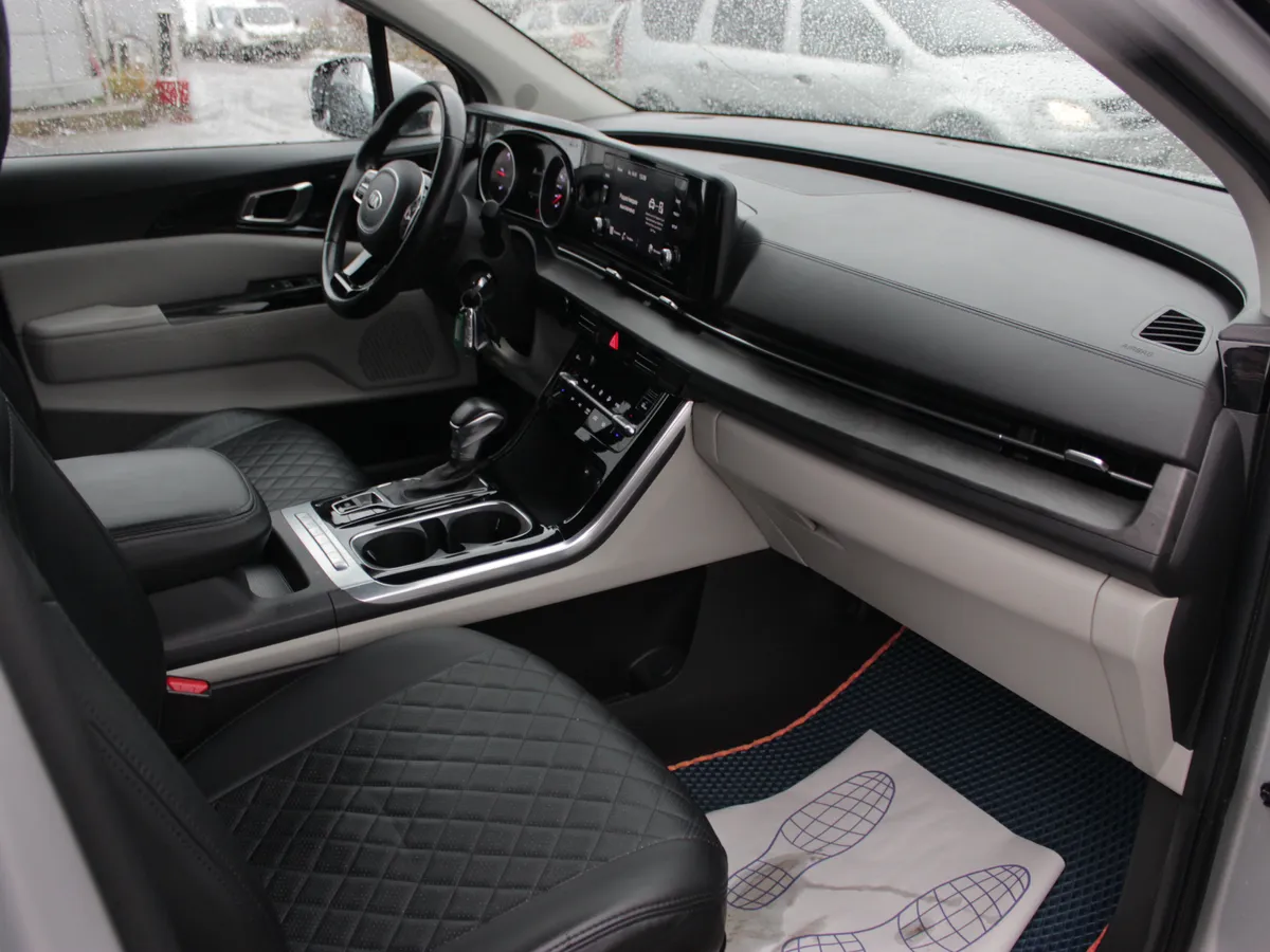 Kia Carnival 2.2 AT (199 л.с.)