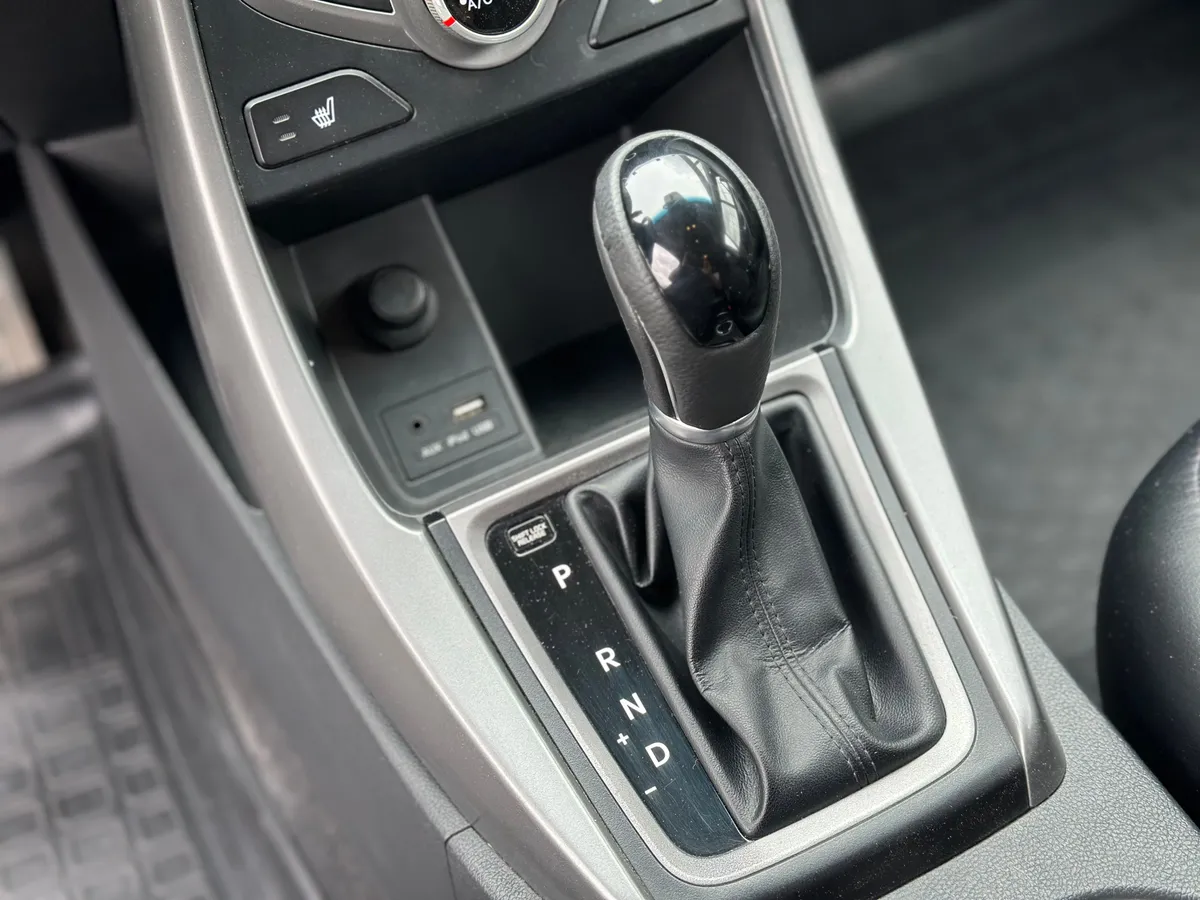 Hyundai Elantra 1.6 AT (132 л.с.)