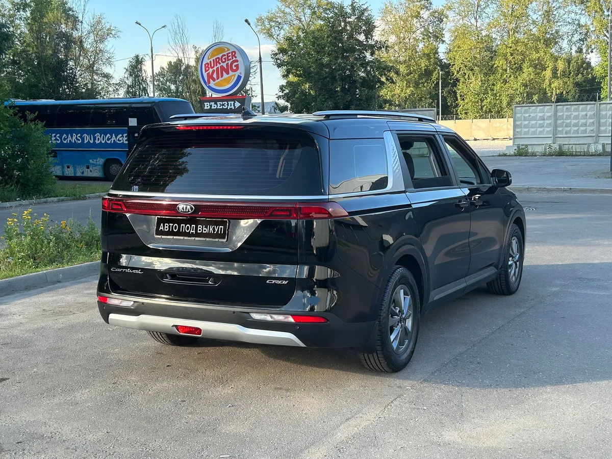 Kia Carnival 2.2 CRDi AT (200 л.с.)