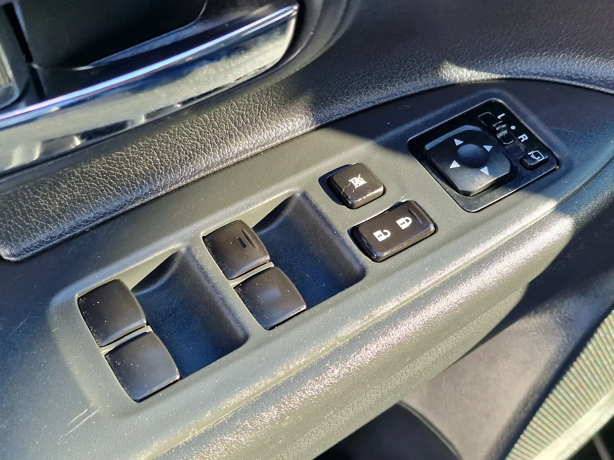 Mitsubishi Outlander 2.4 CVT 4WD (167 л.с.)