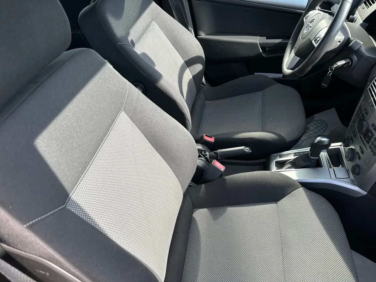 Opel Astra 1.8 AT (140 л.с.)