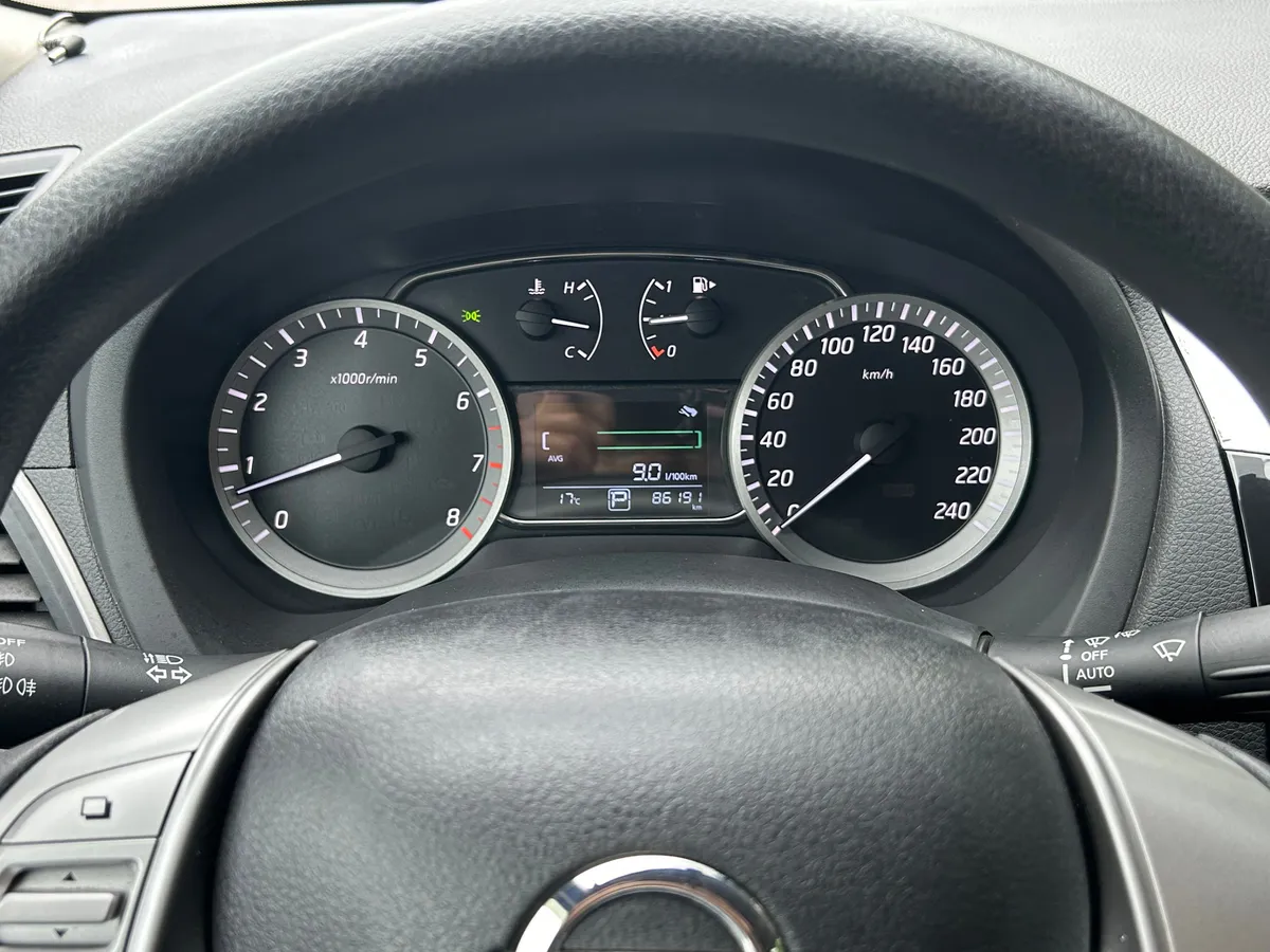Nissan Sentra 1.6 CVT (117 л.с.)