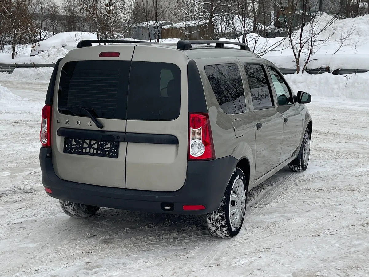 ВАЗ (Lada) Largus 1.6 MT (87 л.с.)