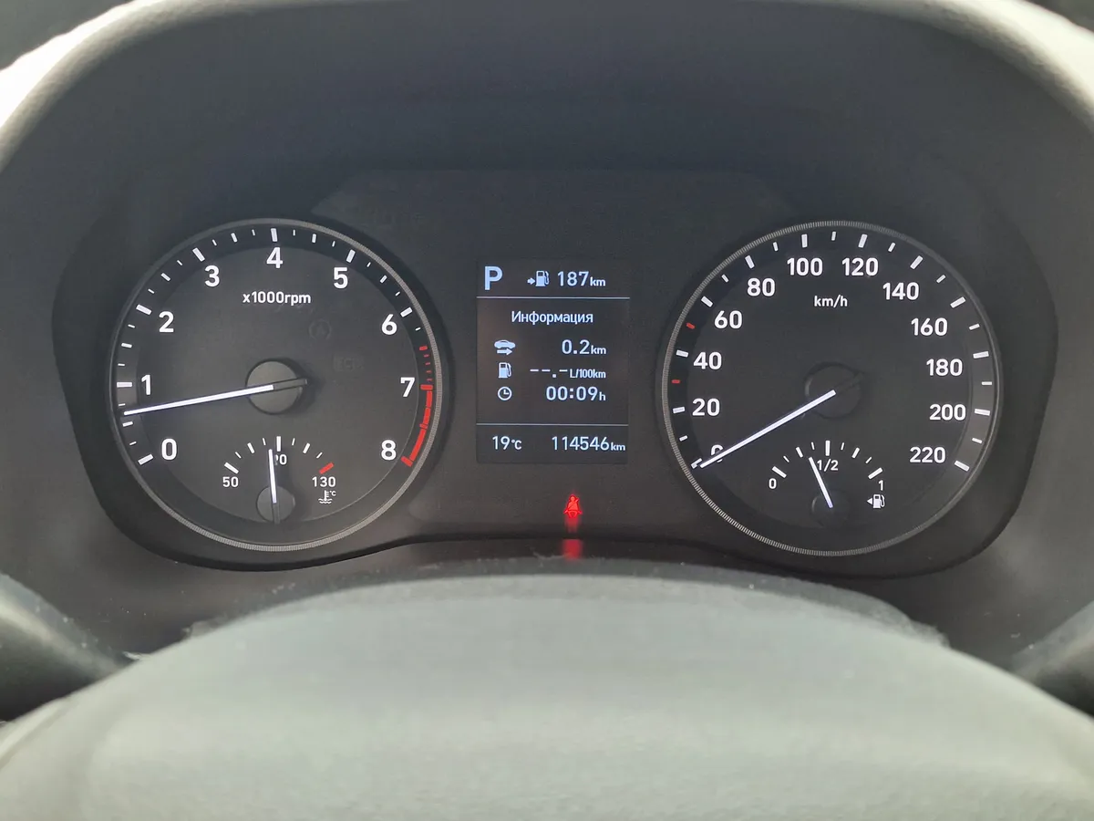 Hyundai Solaris 1.4 AT (100 л.с.)