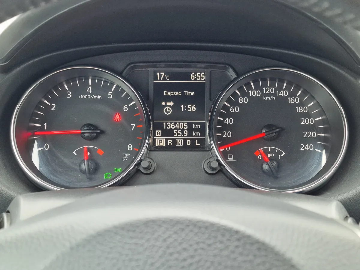 Nissan Qashqai 1.6 CVT FWD (117 л.с.)