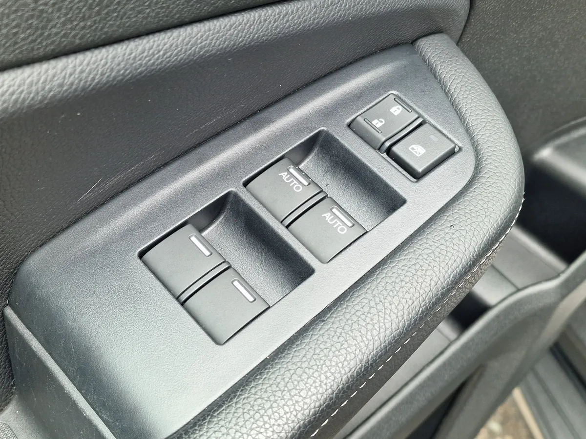 Honda Ridgeline 3.5 AT 4WD (280 л.с.)