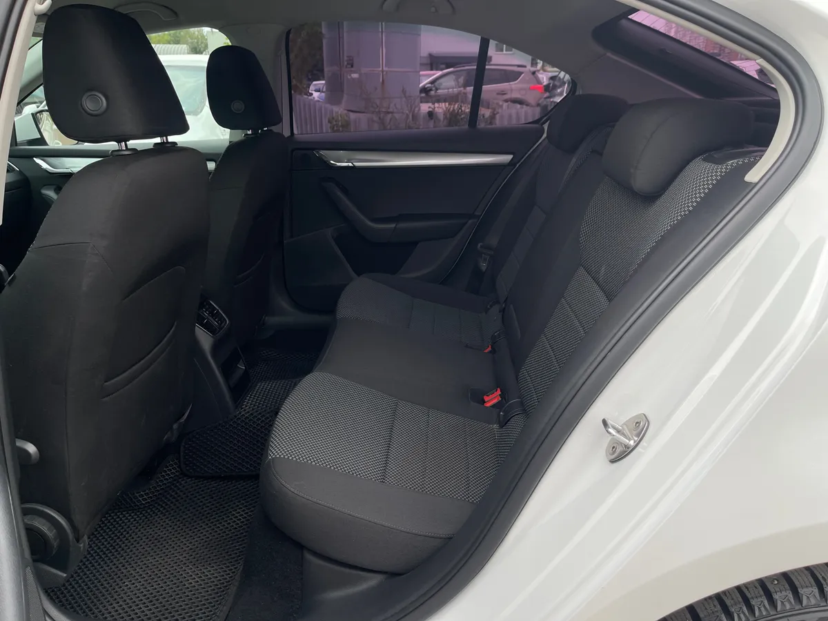 Skoda Octavia 1.8 TSI DSG (180 л.с.), 2016 — фото 12