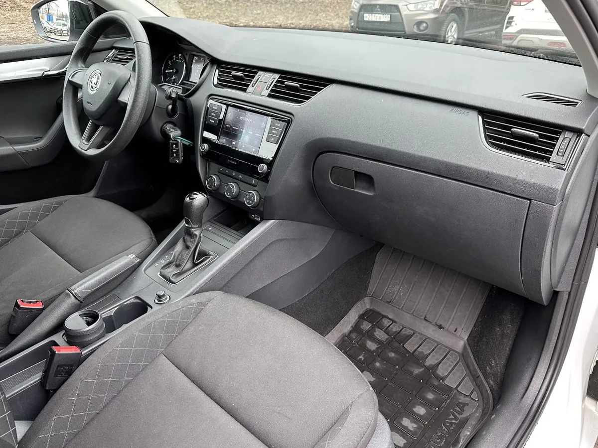 Skoda Octavia 1.6 AT (110 л.с.)