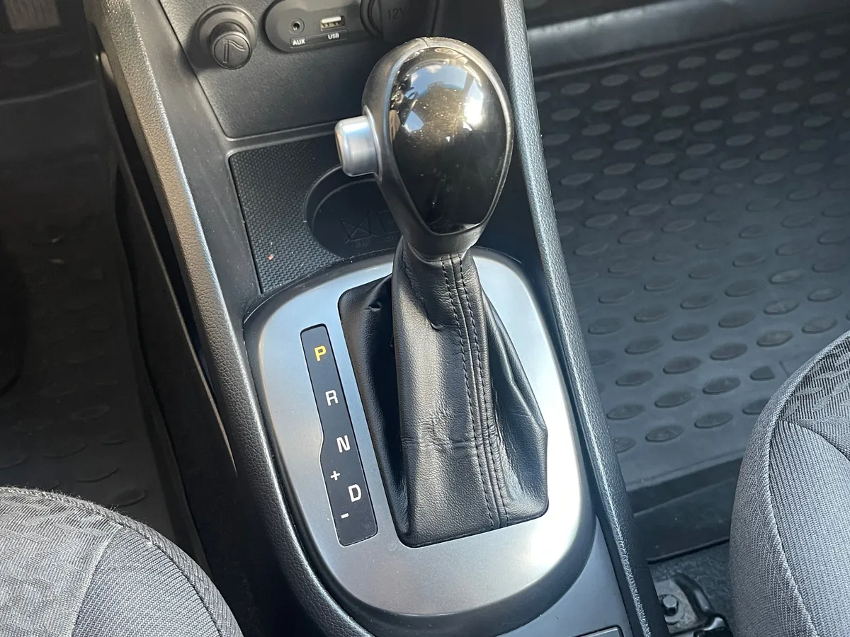 Kia Rio 1.6 AT (123 л.с.), 2016 — фото 11