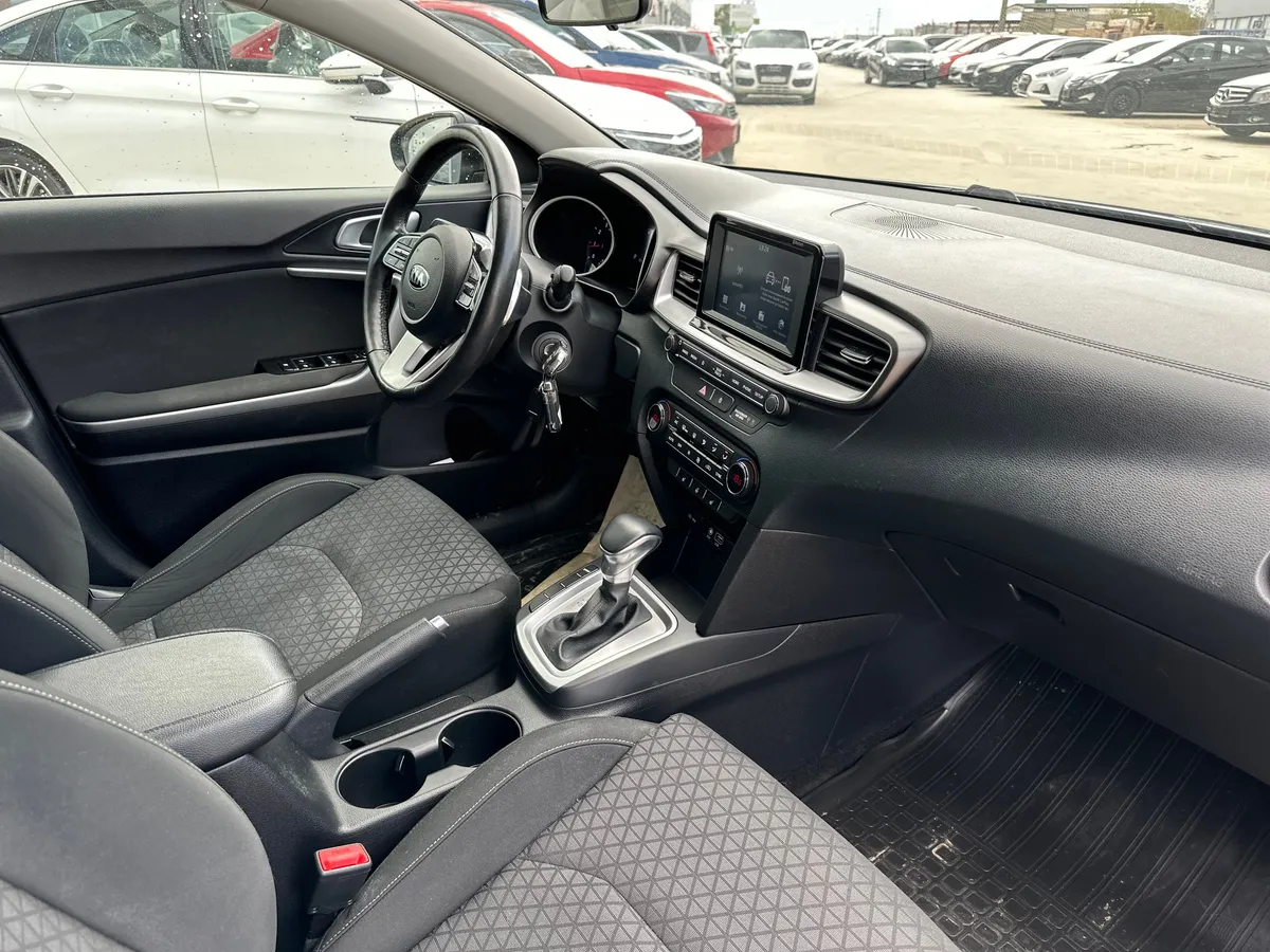 Kia Ceed 1.6 AT (128 л.с.)