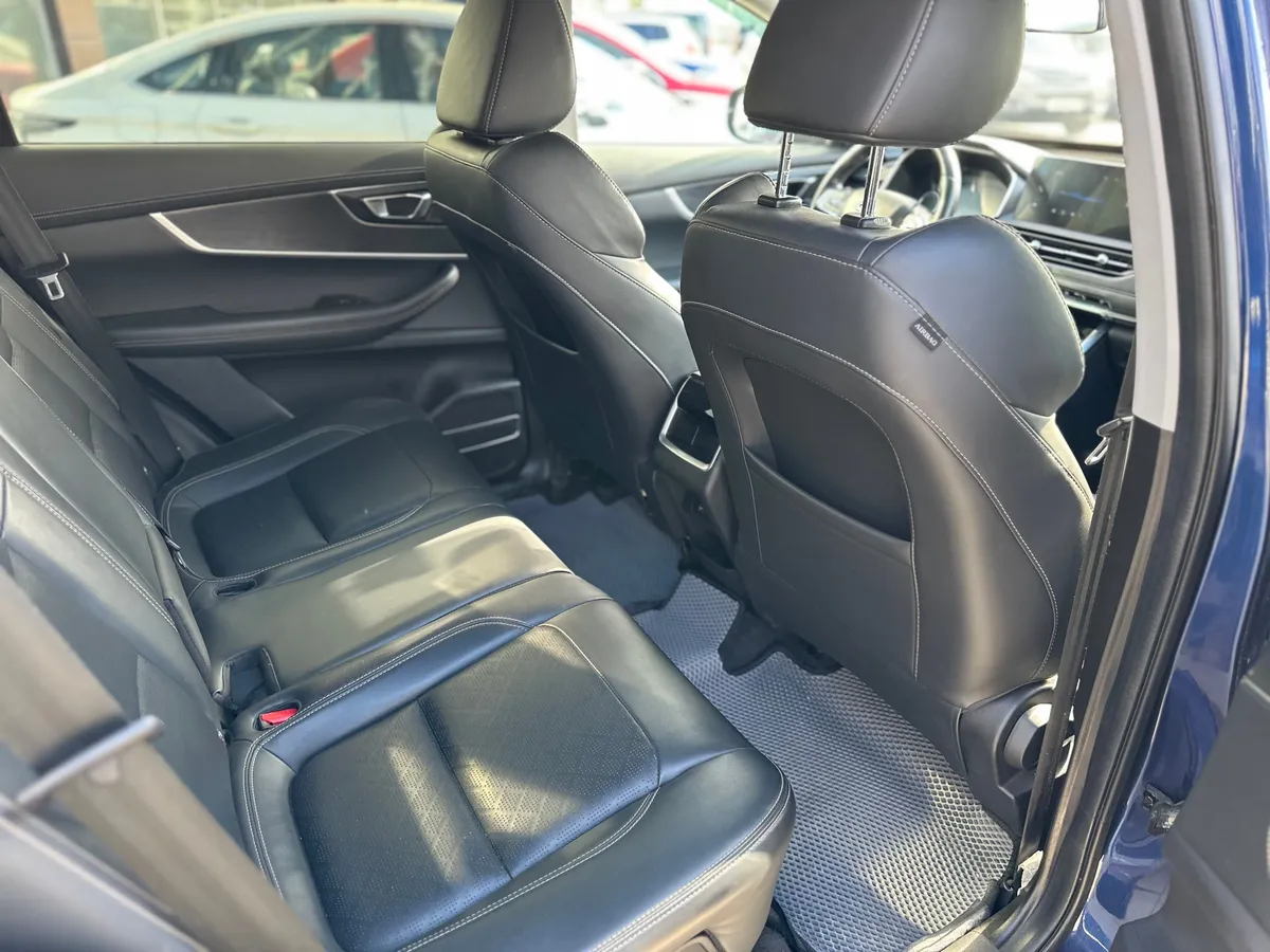 Chery Tiggo 8 2.0 л, 170 л.с., бензин, вариатор (CVT), передний привод