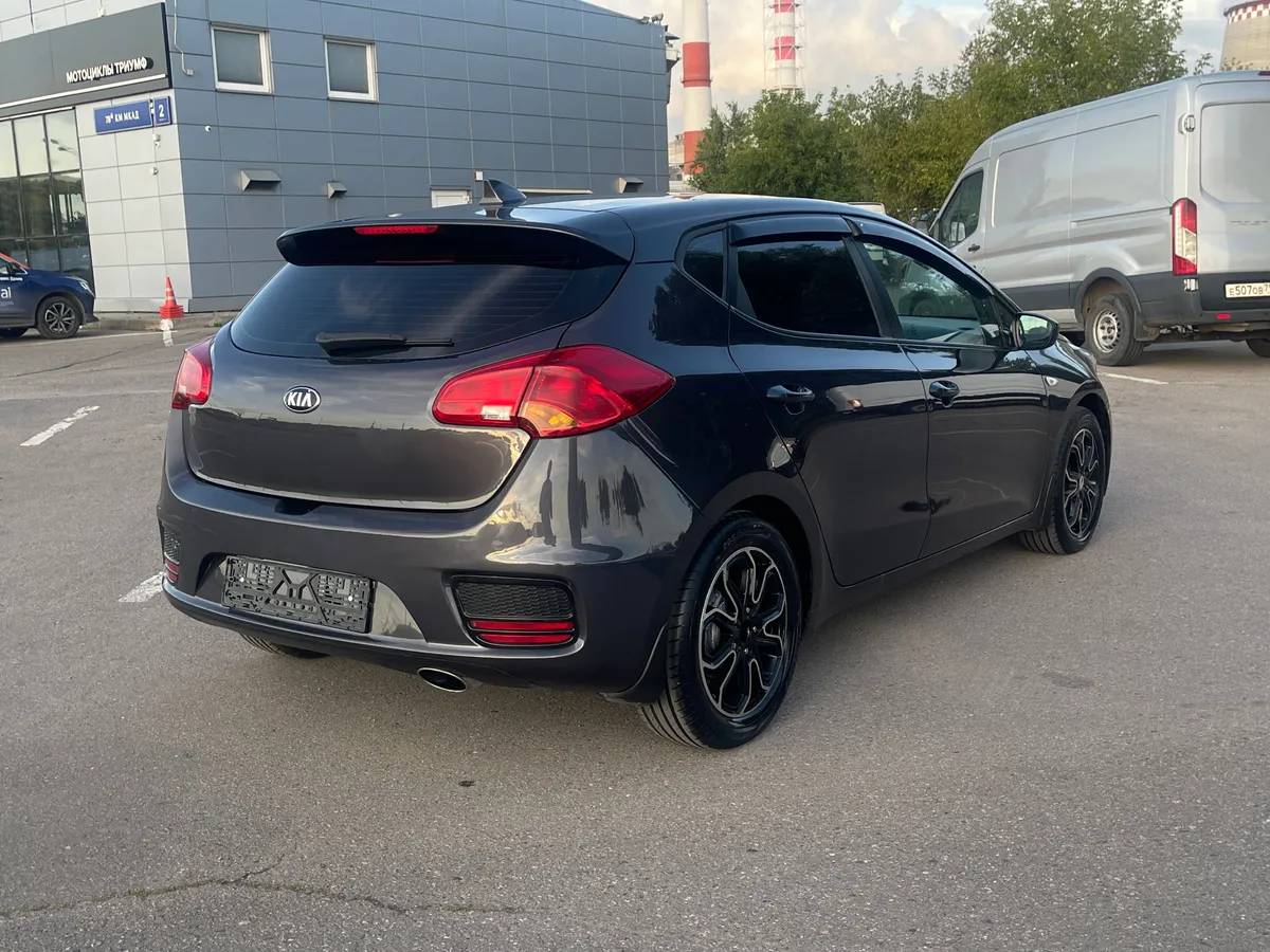 Kia Cee'd 1.6 AT (130 л.с.), 2017 — фото 4