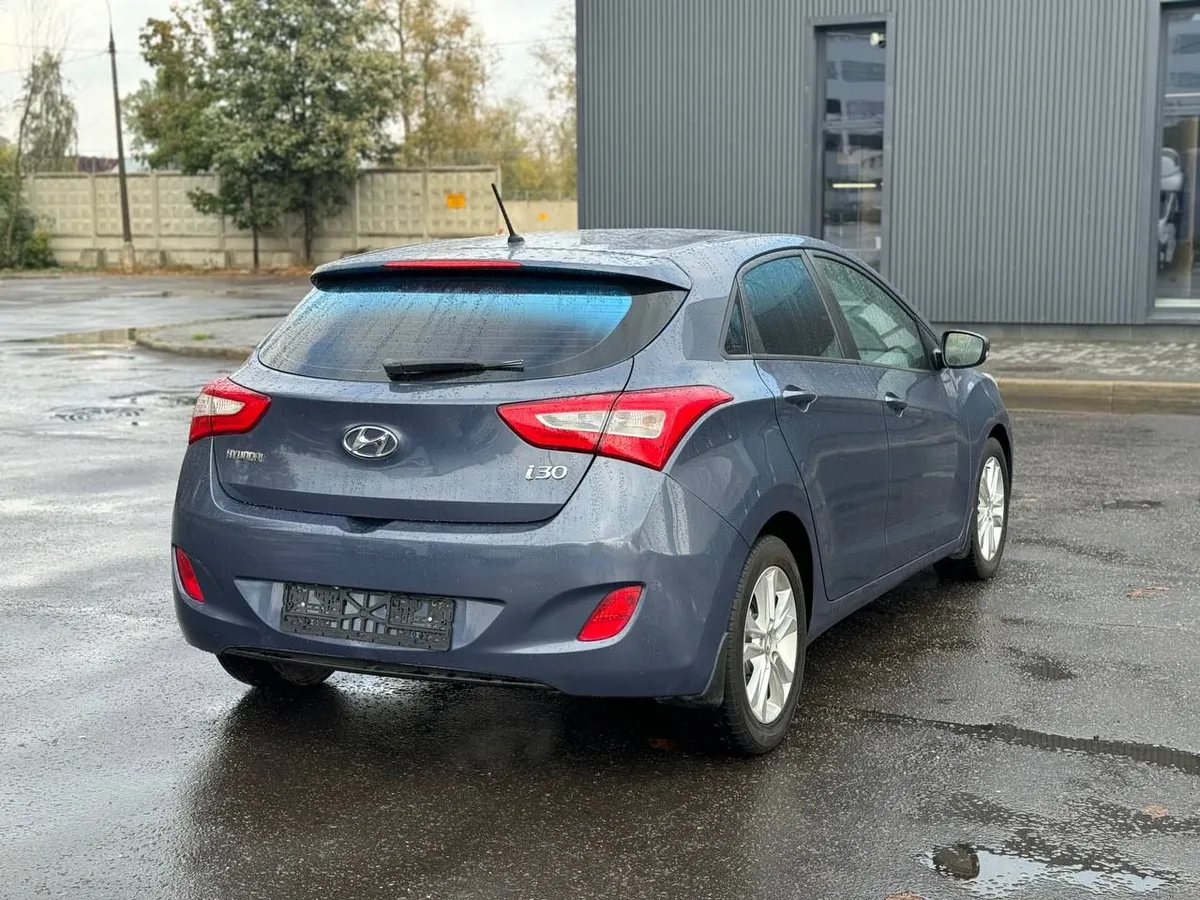 Hyundai i30 1.6 AT (130 л.с.)