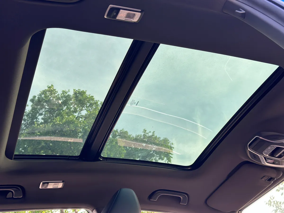 Geely Coolray 1.5 (150 л.с.) бензин, робот, передний привод