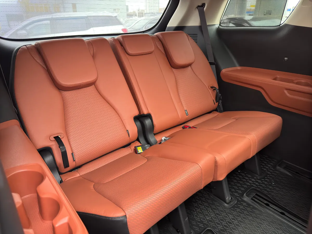 Kia Carnival 3.5 AT (249 л.с.)