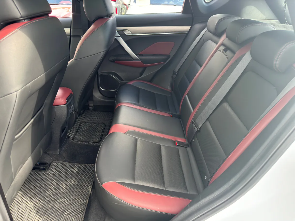 Geely Coolray 1.5 AMT (150 л.с.)