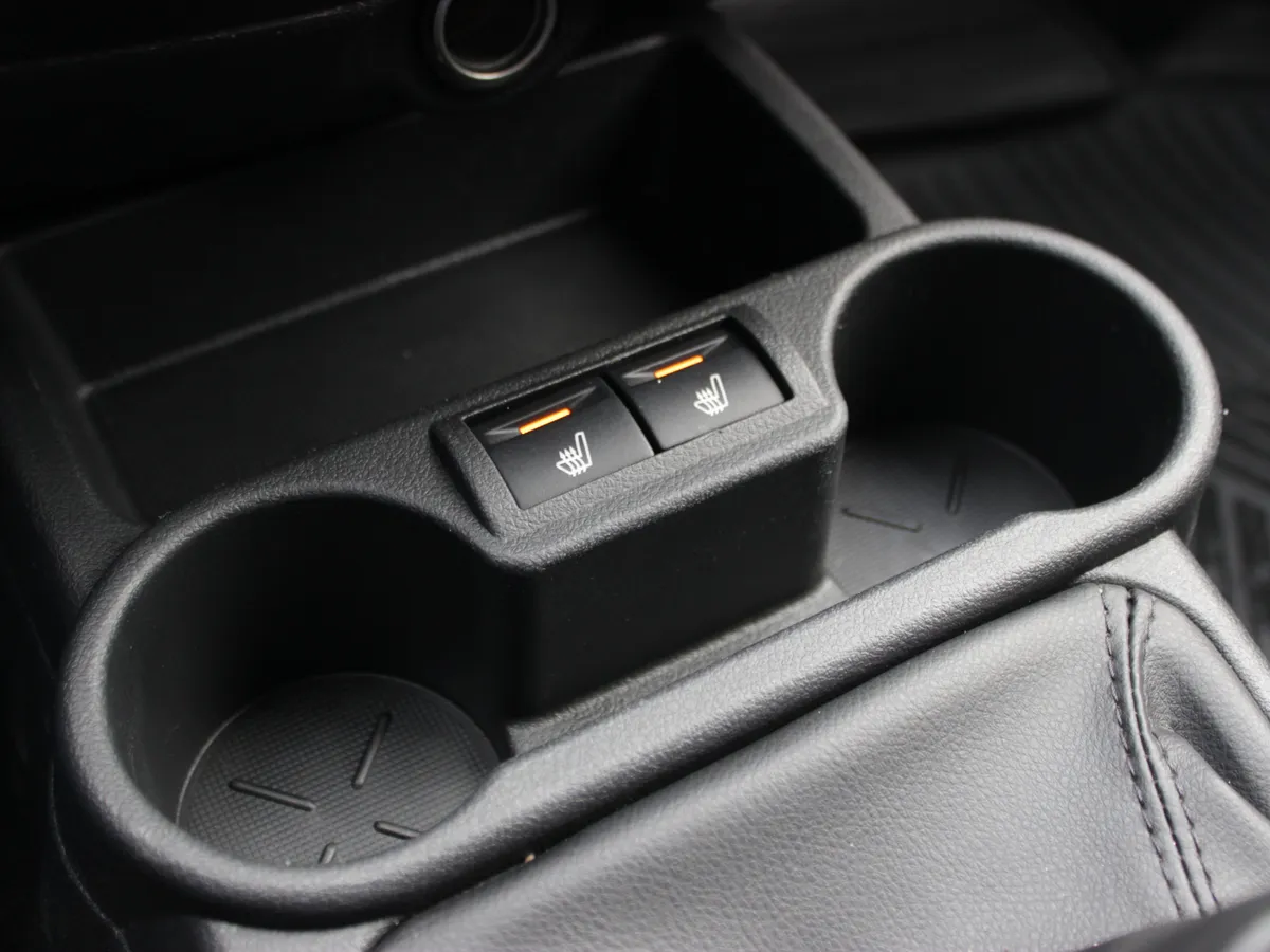 Datsun on-DO 1.6 л, 106 л.с., бензин, МКПП, передний привод