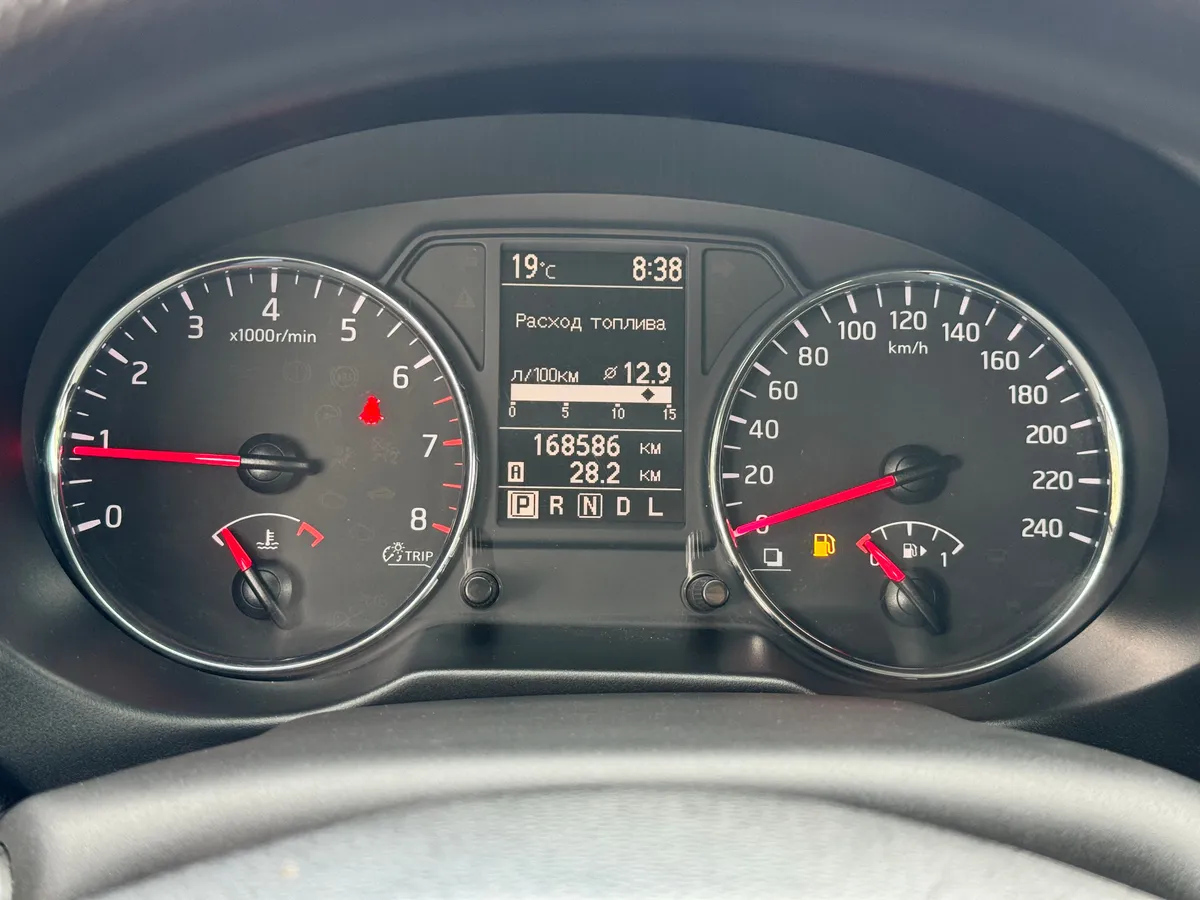 Nissan X-Trail 2.0 CVT AWD (141 л.с.)