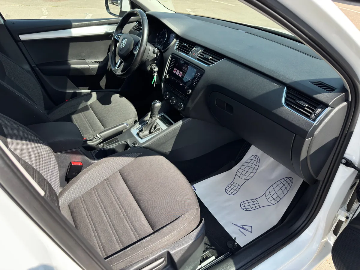 Skoda Octavia 1.6 AT (110 л.с.)