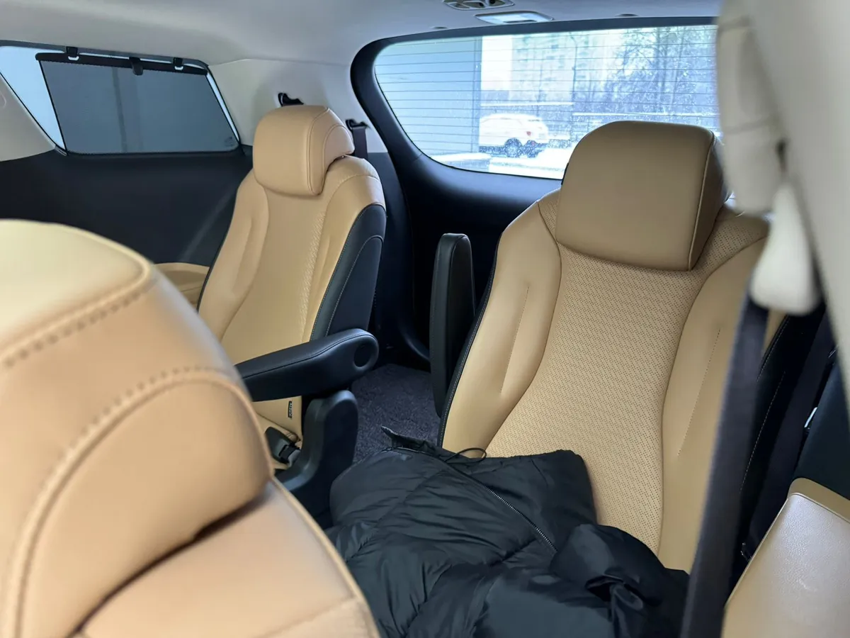 Kia Carnival 2.2 AT (202 л.с.)