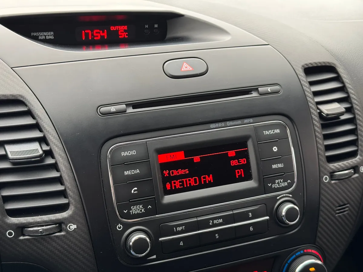 Kia Cerato 1.6 AT (130 л.с.)