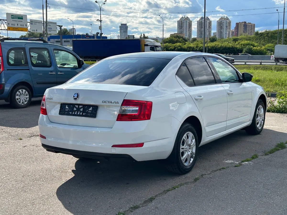 Skoda Octavia 1.6 MT (110 л.с.)
