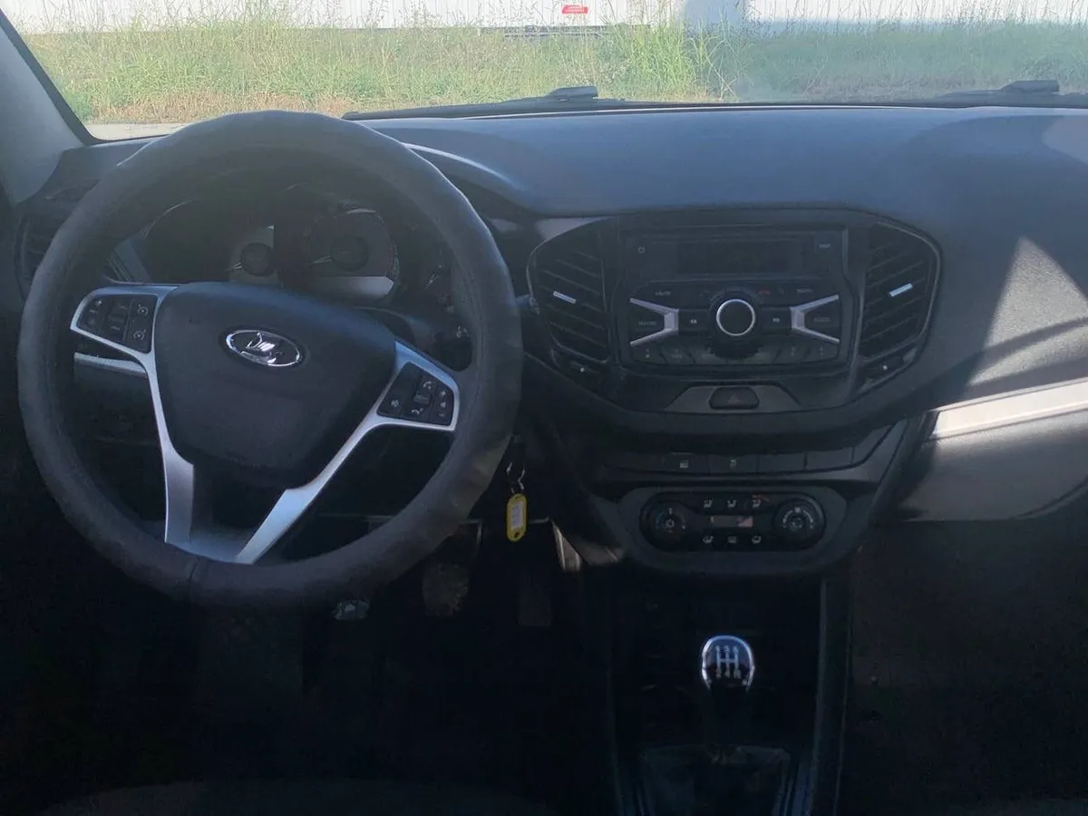 ВАЗ (Lada) Vesta 1.6 MT (106 л.с.)