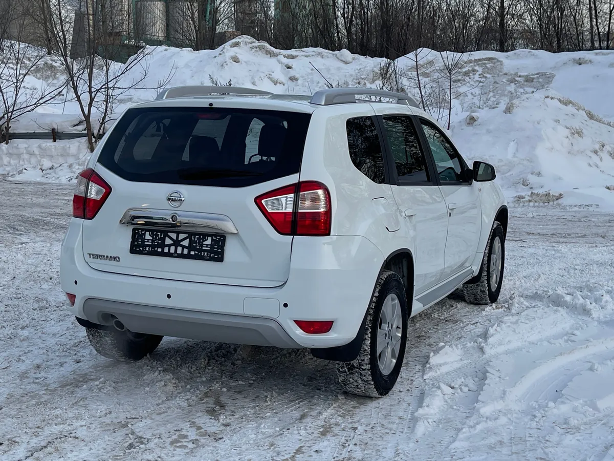 Nissan Terrano 1.6 MT (114 л.с.)