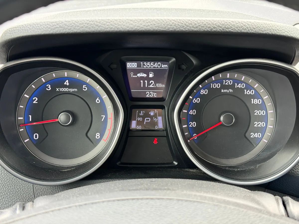 Hyundai i30 1.6 AT (130 л.с.)