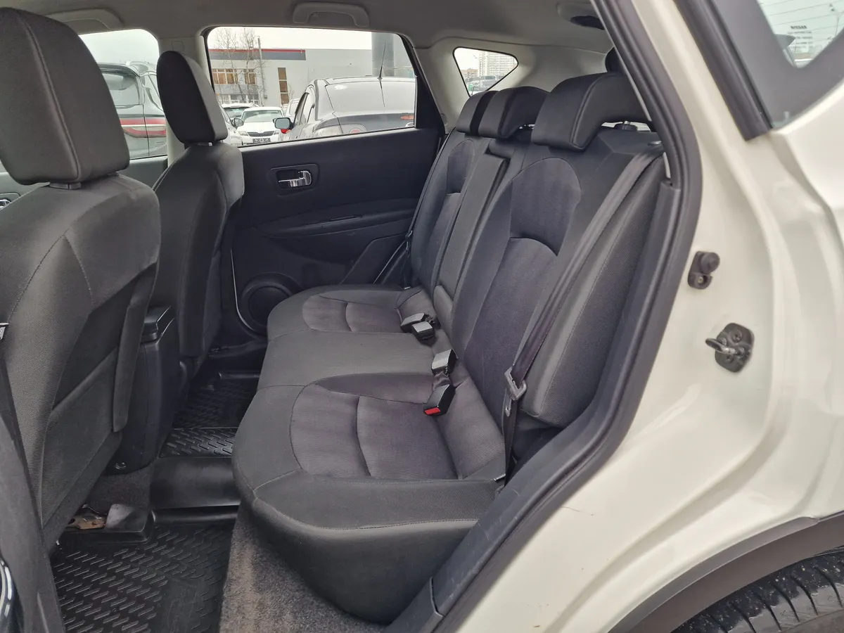 Nissan Qashqai 1.6 CVT FWD (117 л.с.)