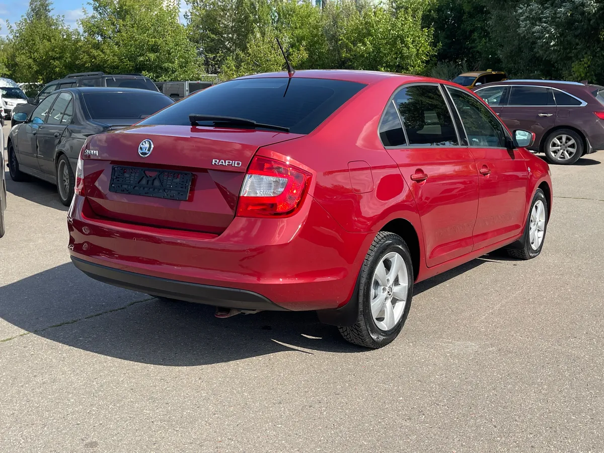 Skoda Rapid 1.6 AT (105 л.с.), 2014 — фото 4