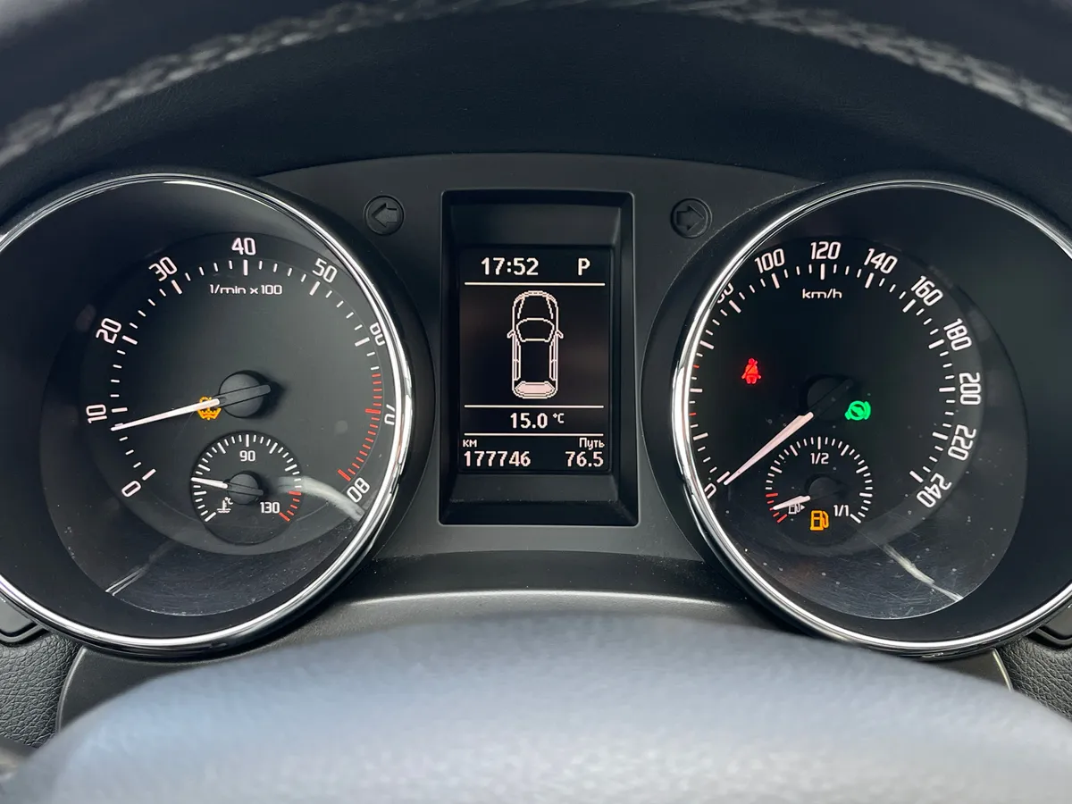 Skoda Yeti 1.8 TSI DSG 4x4 (152 л.с.), 2015 — фото 7