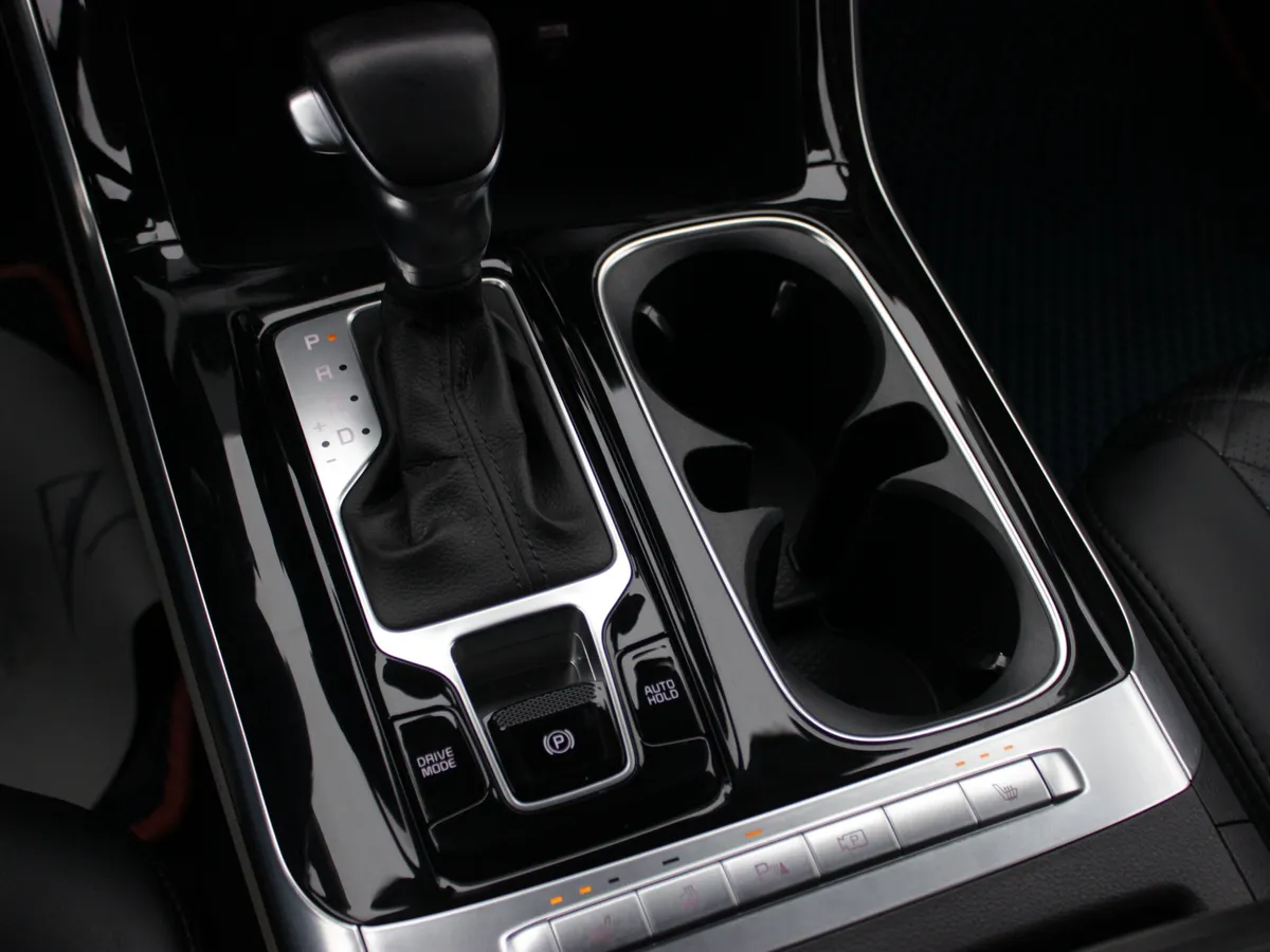 Kia Carnival 2.2 AT (199 л.с.)