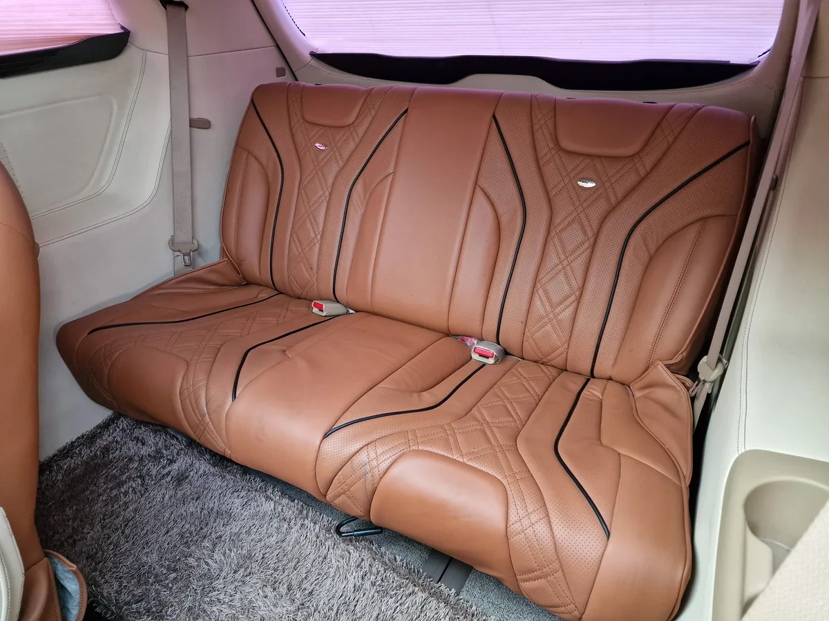 Kia Carnival 2.2 AT (202 л.с.)