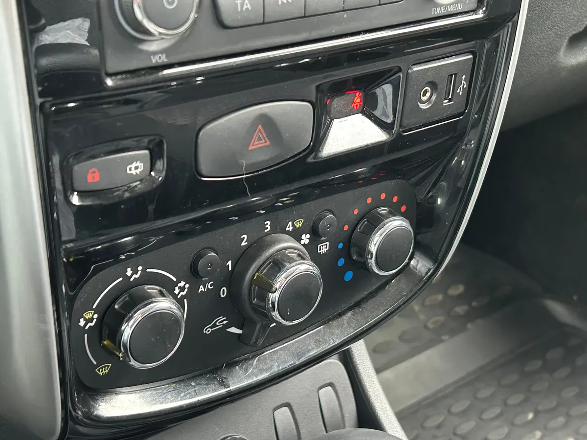 Nissan Terrano 2.0 AT (135 л.с.)