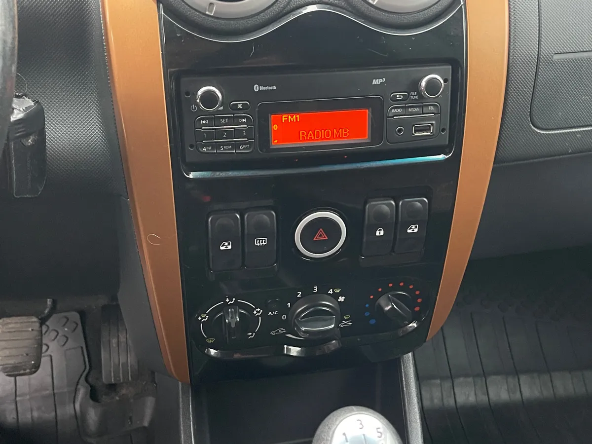 ВАЗ (Lada) Largus 1.6 MT 16 кл (5 мест) (106 л.с.)