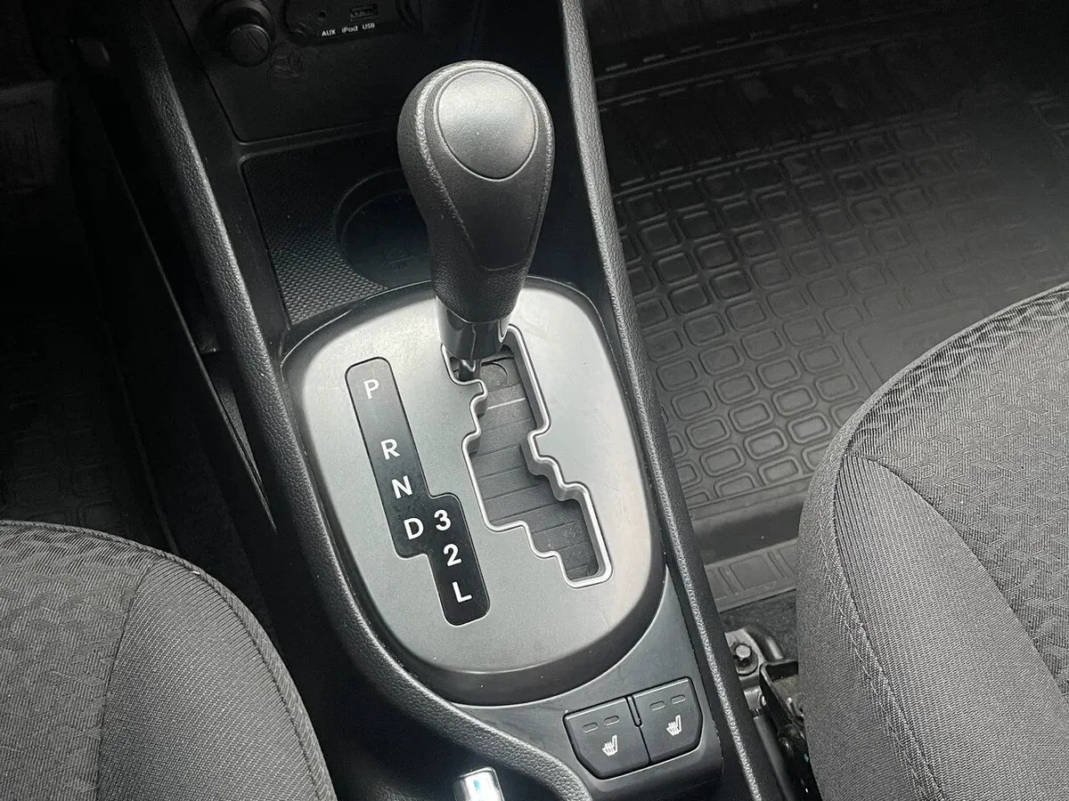 Kia Rio 1.6 AT (123 л.с.), 2013 — фото 8