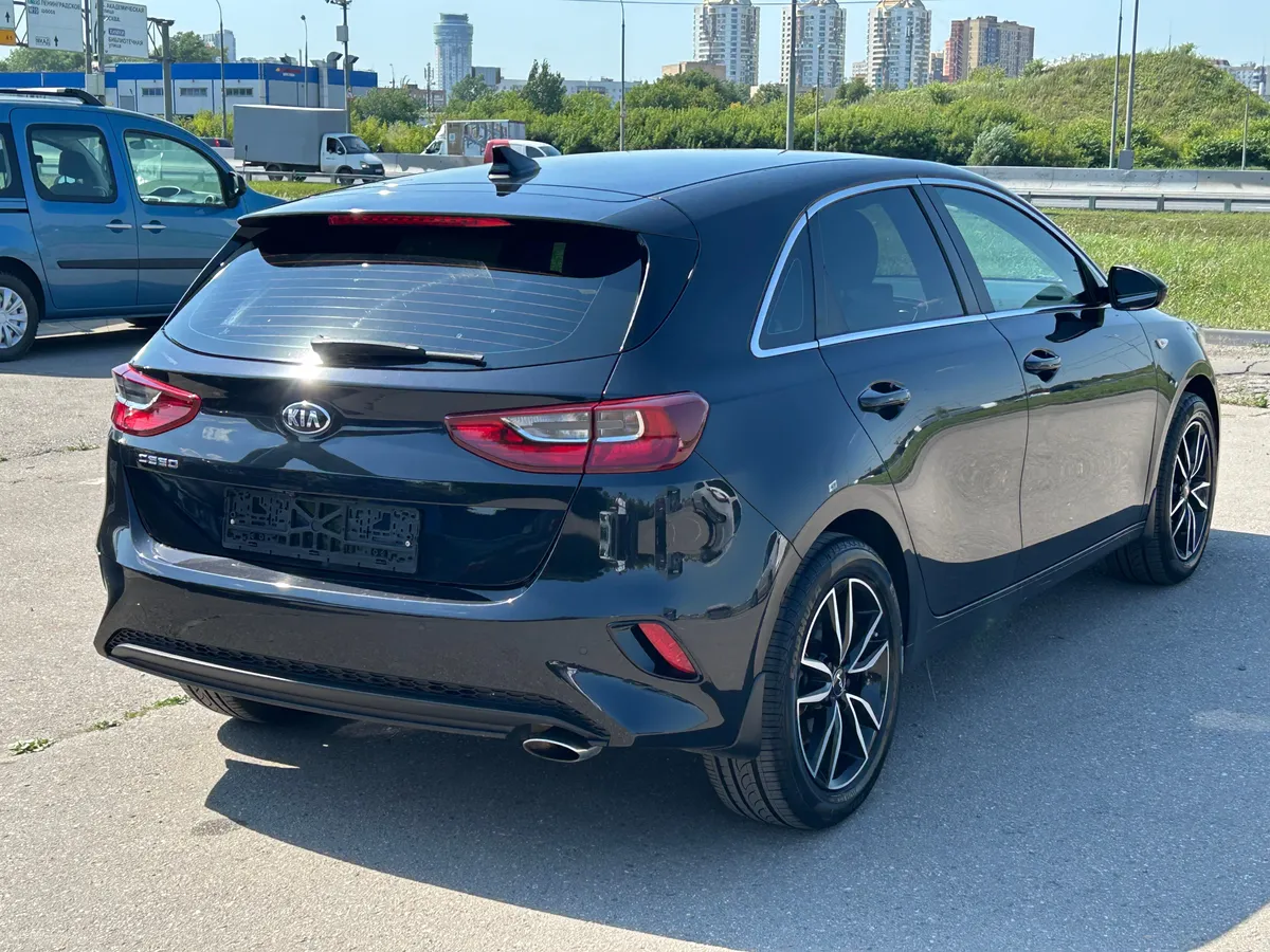 Kia Ceed 1.6 AT (128 л.с.)
