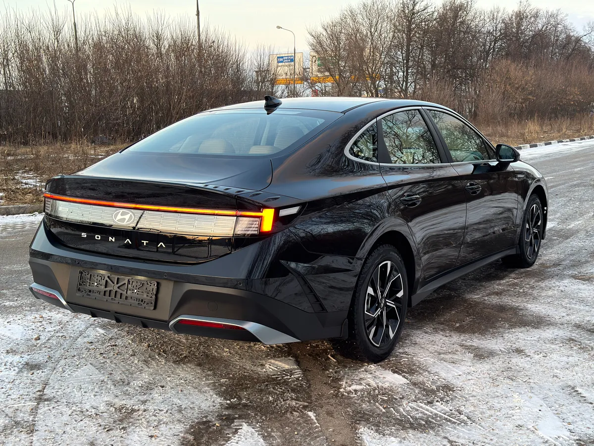 Hyundai Sonata 2.5 AT (191 л.с.)