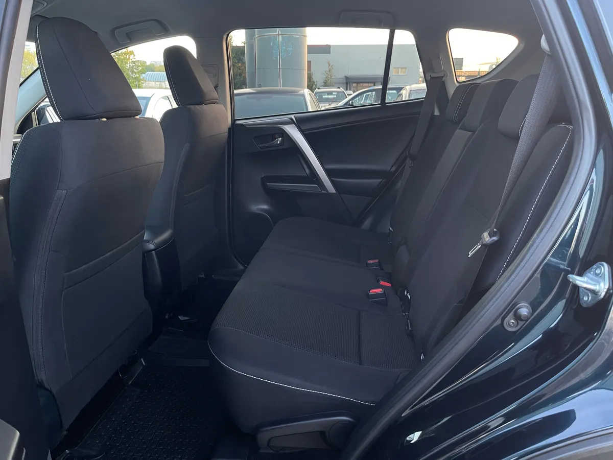 Toyota RAV4 2.0 CVT 4WD (146 л.с.), 2019 — фото 14