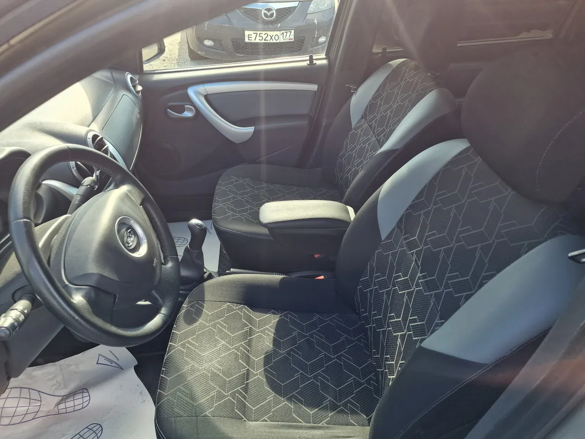 ВАЗ (Lada) Largus 1.6 MT 16 кл (7 мест) (106 л.с.)